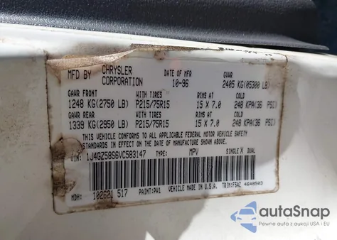 1997 Jeep Grand Cherokee Laredo/Tsi z USA, uszkodzony, nr VIN 1J4GZ58S6VC583147